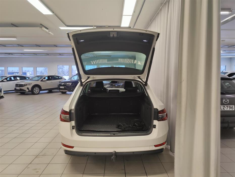 SKODA Superb 2021