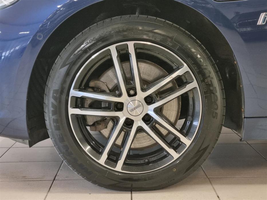 BMW 225 2016