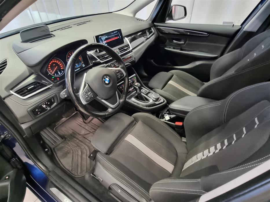 BMW 225 2016