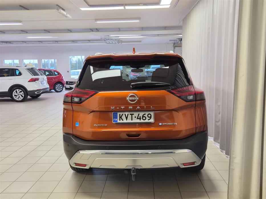 NISSAN X-Trail 2024