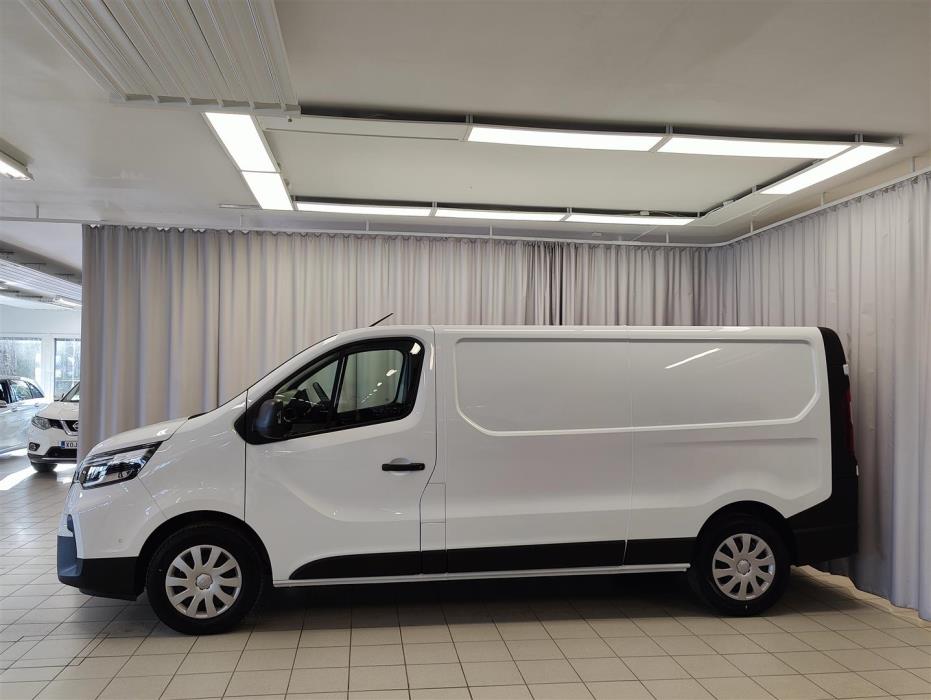 Nissan Primastar 2025