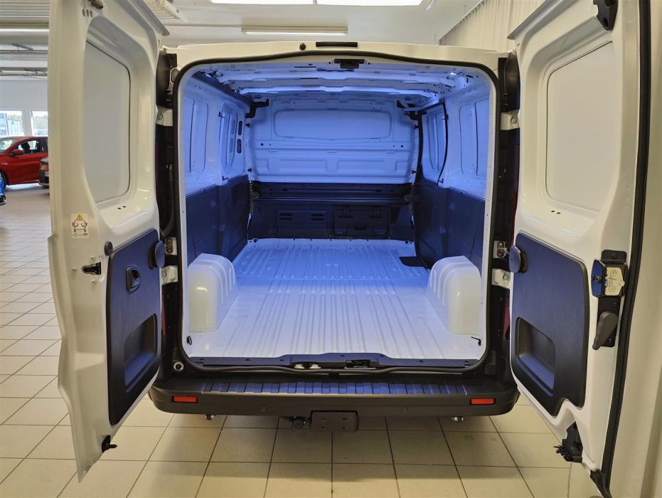 Nissan Primastar 2025