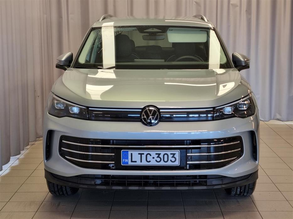 Volkswagen Tiguan 2025