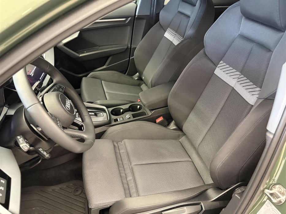 AUDI A3 2025