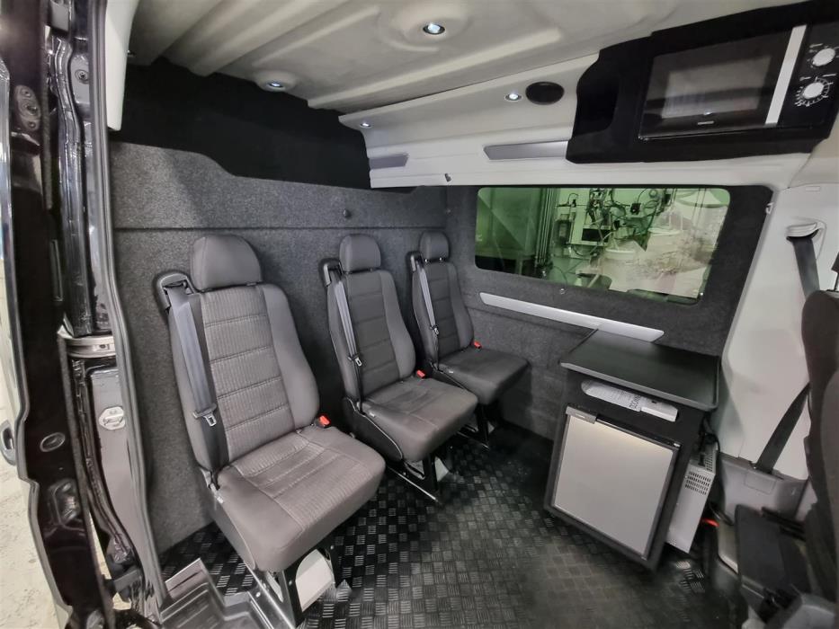 VOLKSWAGEN Crafter 2023