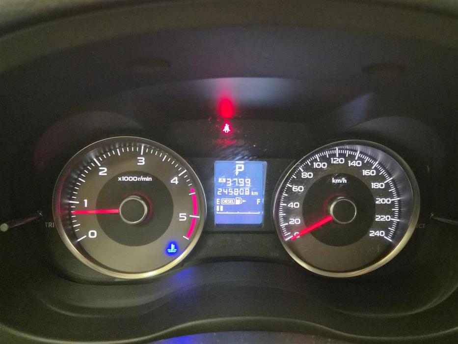 SUBARU Forester 2016