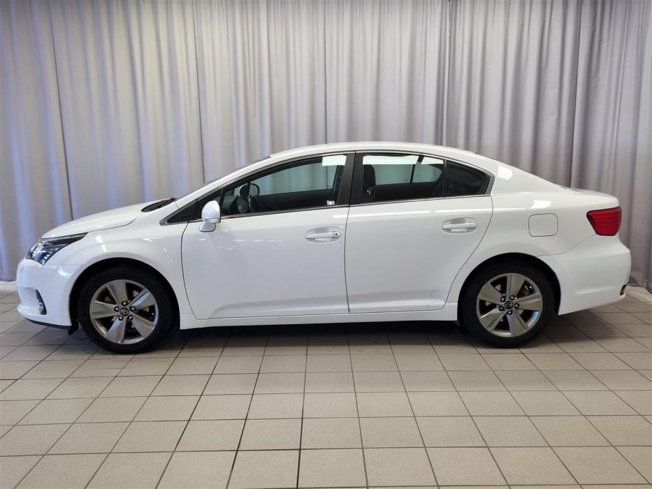 TOYOTA Avensis 2014