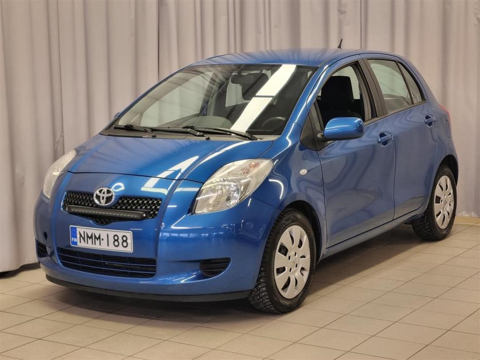 TOYOTA Yaris 2006