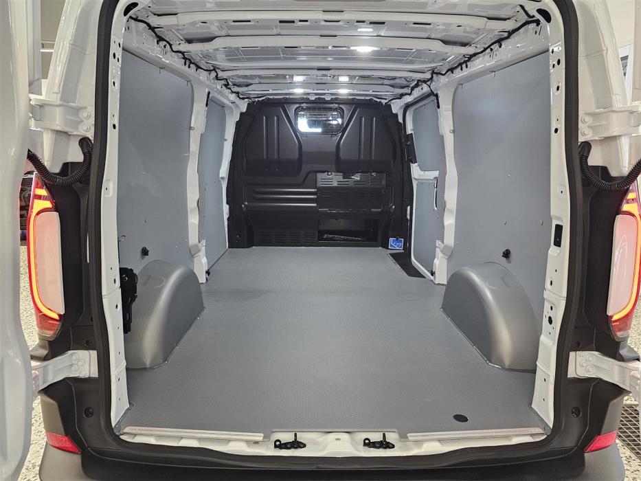 Volkswagen Transporter 2025