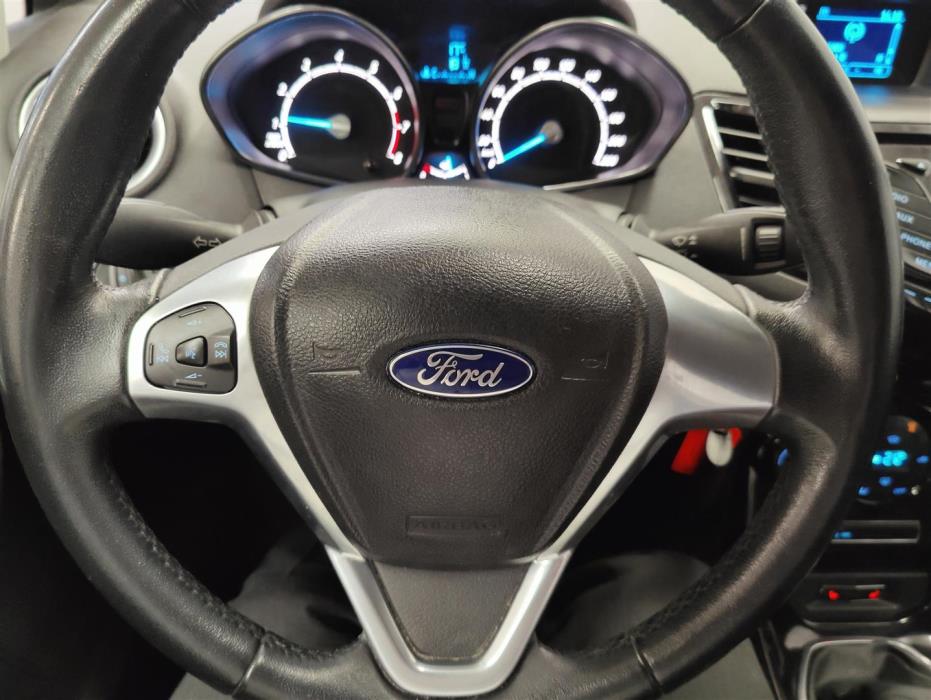FORD Fiesta 2014