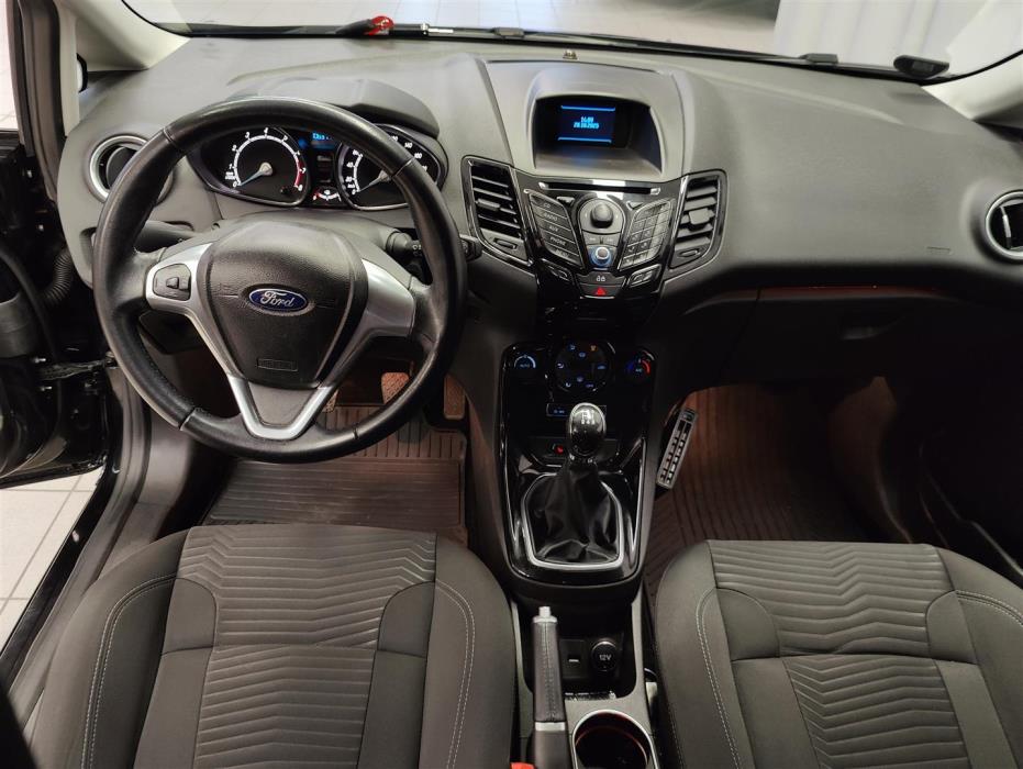 FORD Fiesta 2014