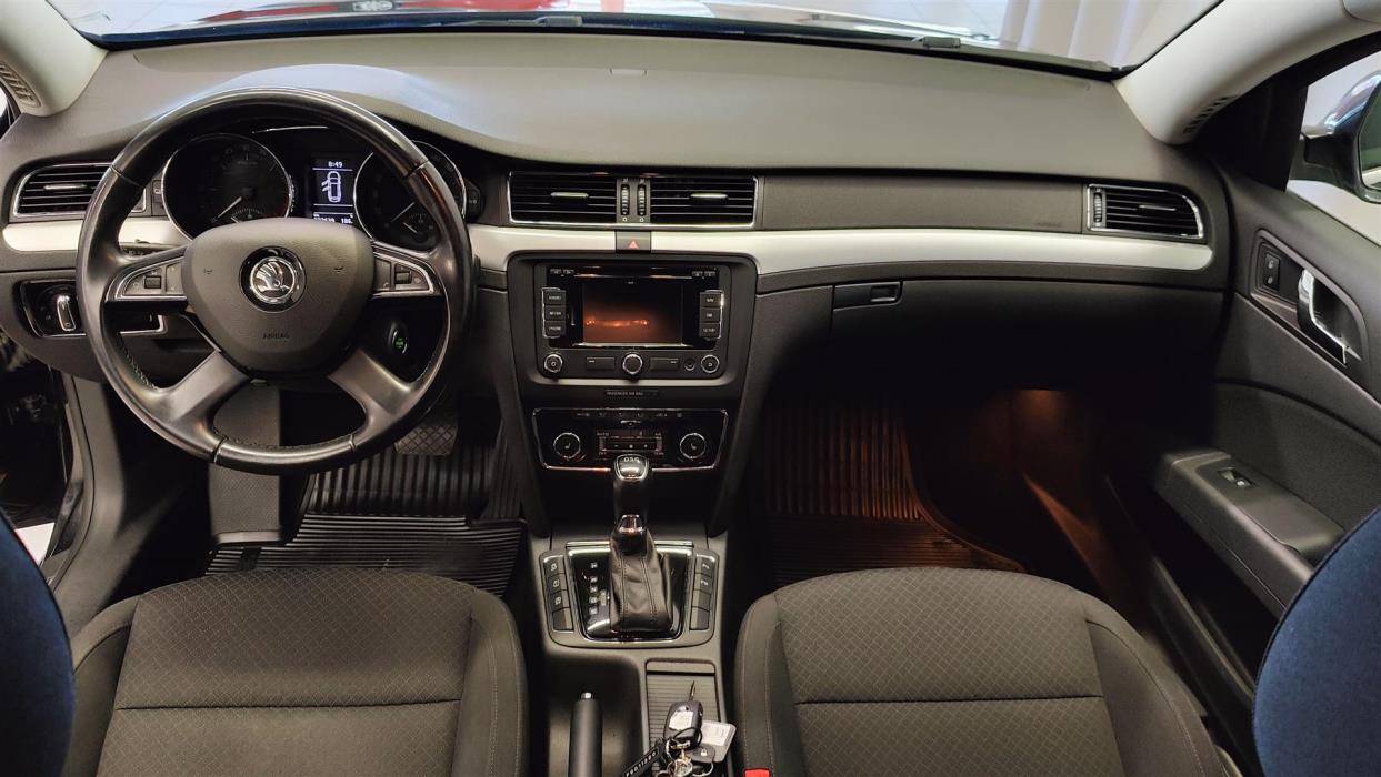 SKODA Superb 2014