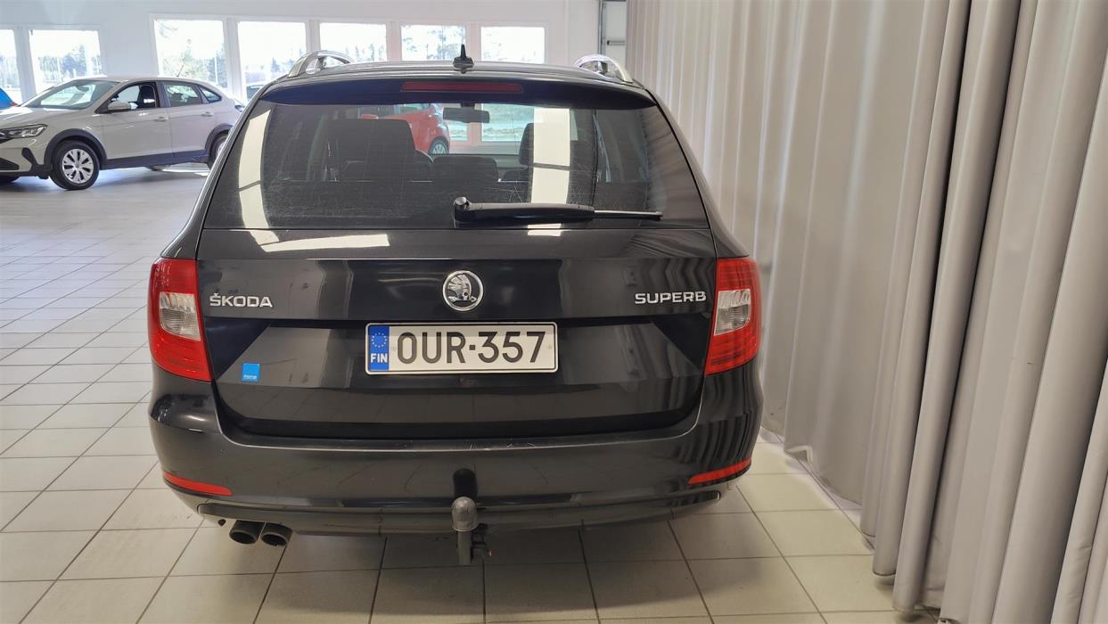 SKODA Superb 2014