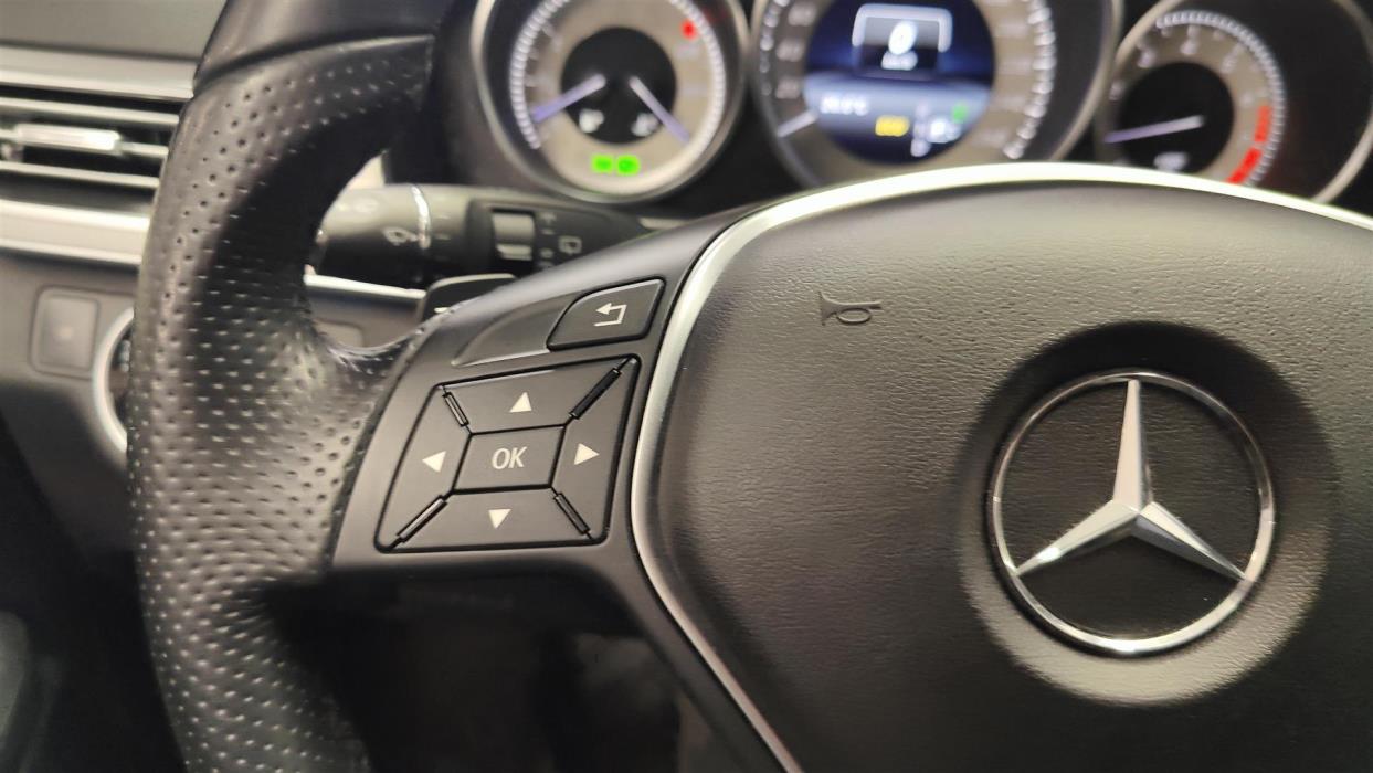 MERCEDES-BENZ E 2013