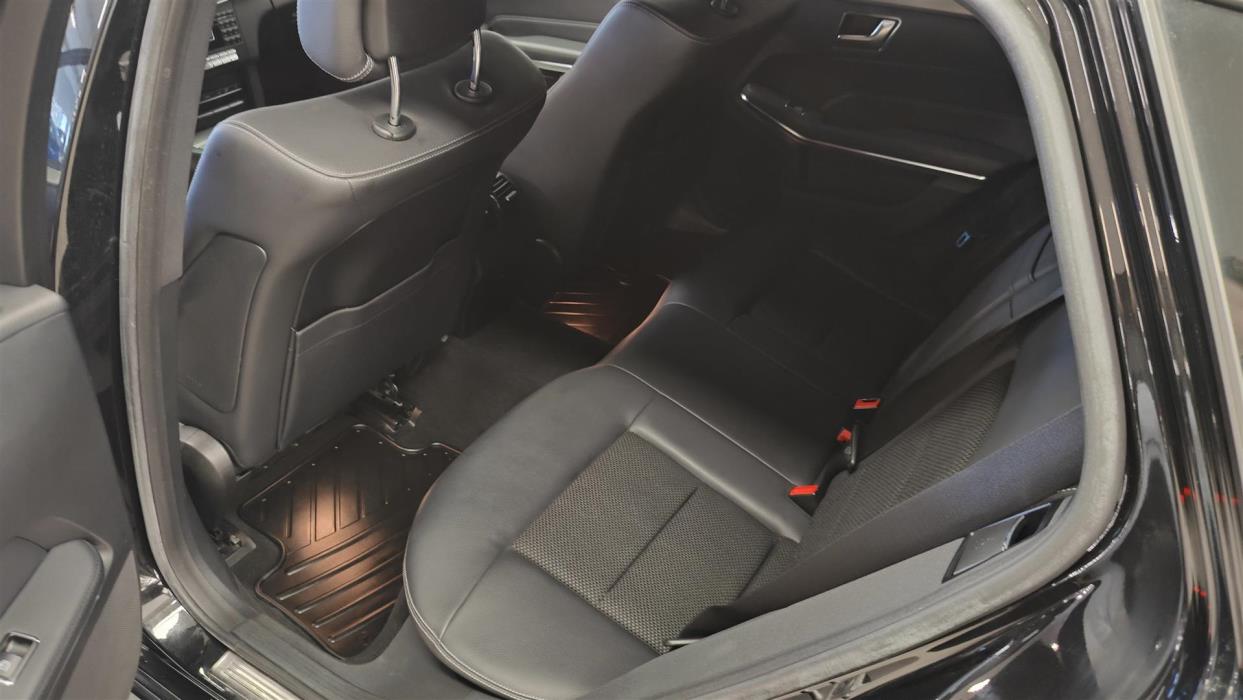 MERCEDES-BENZ E 2013