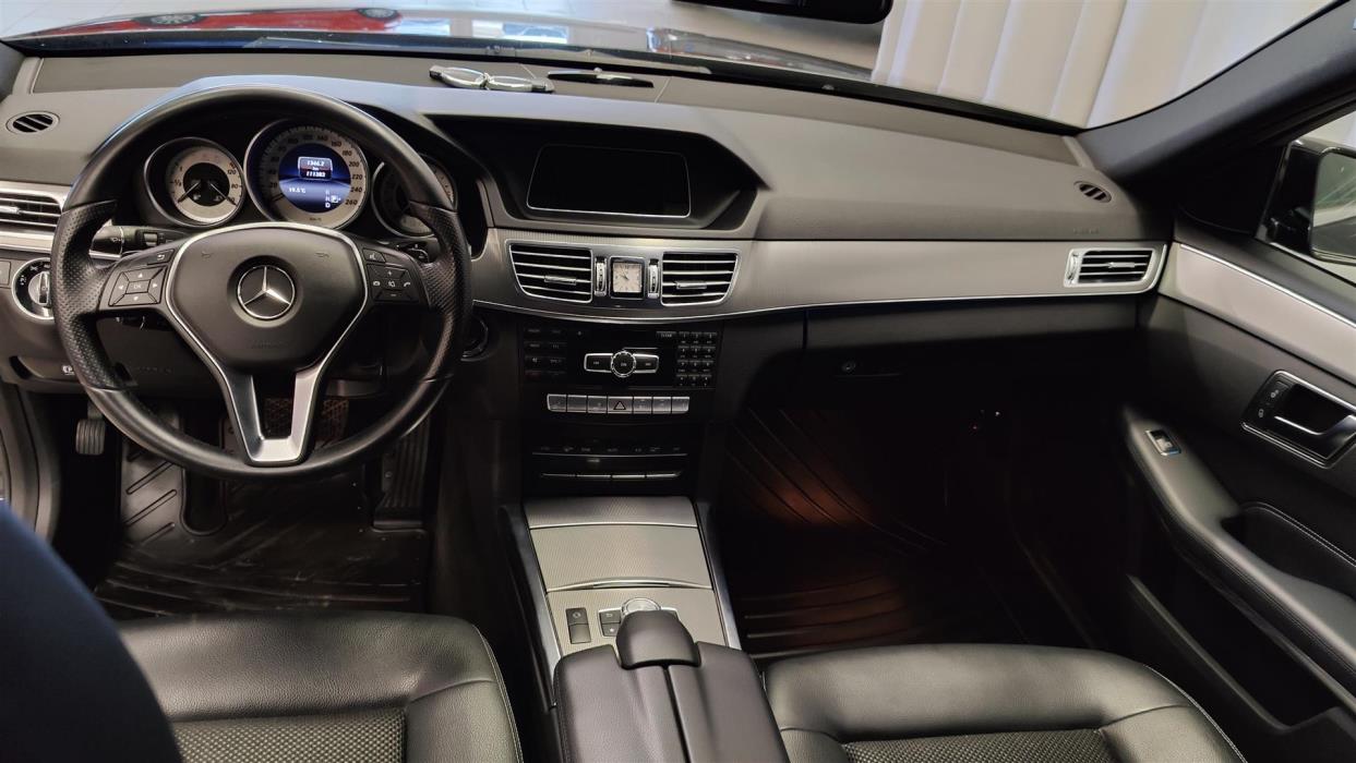 MERCEDES-BENZ E 2013