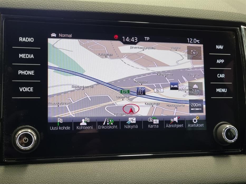 SKODA Karoq 2019
