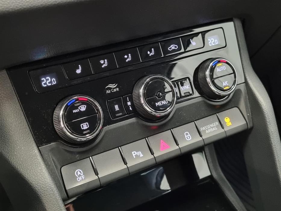 SKODA Karoq 2019