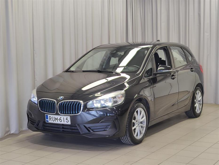 BMW 225 2019