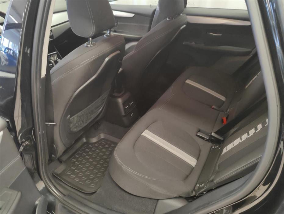 BMW 225 2019