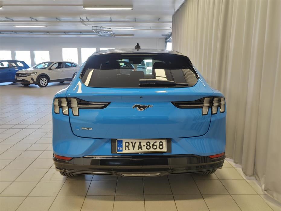 FORD Mustang Mach-E 2024