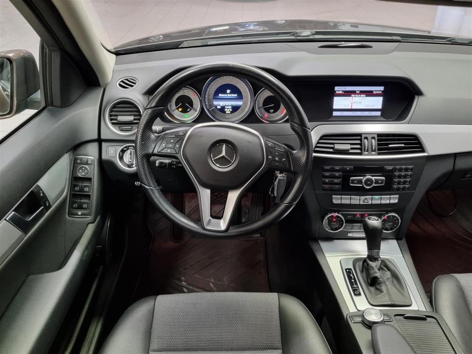 MERCEDES-BENZ C 2013