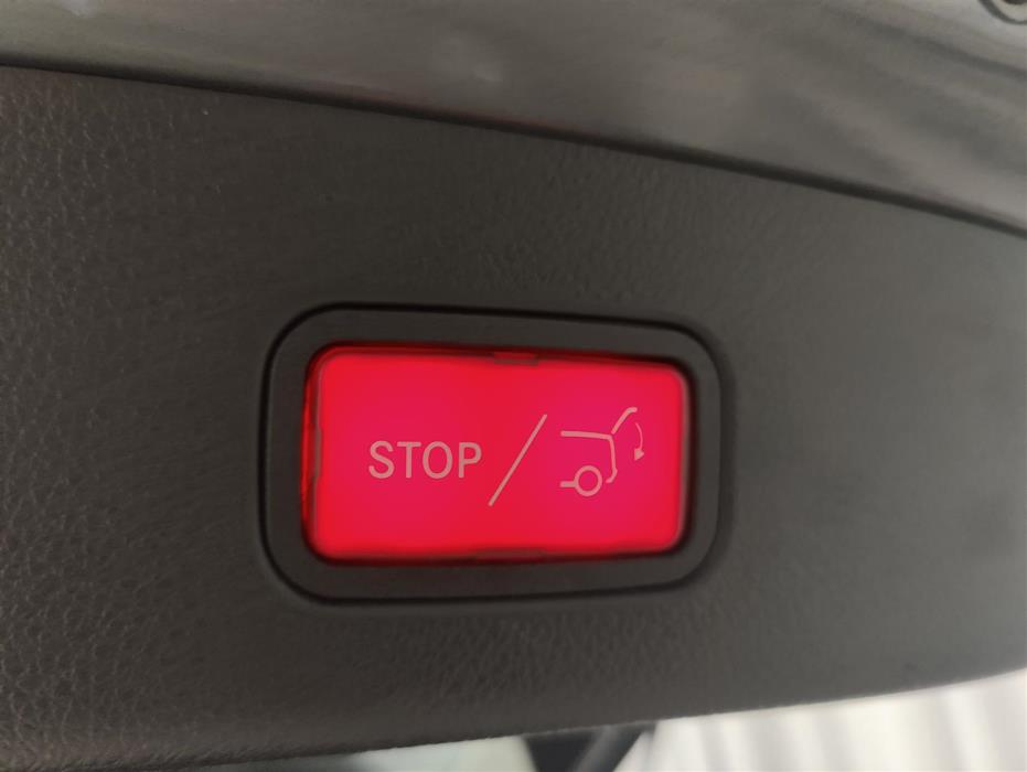 MERCEDES-BENZ GLC 2023