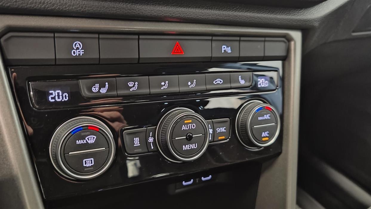 VOLKSWAGEN T-Roc 2021