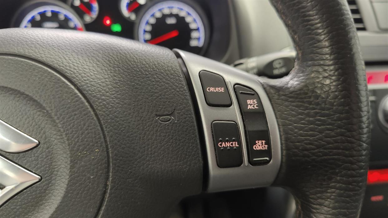 SUZUKI SX4 2013