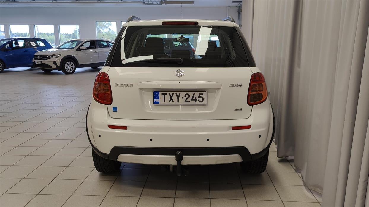 SUZUKI SX4 2013
