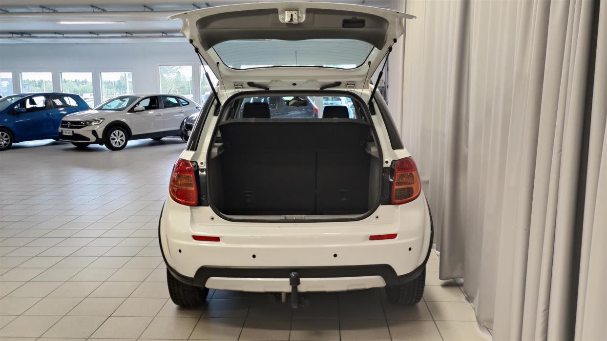 SUZUKI SX4 2013