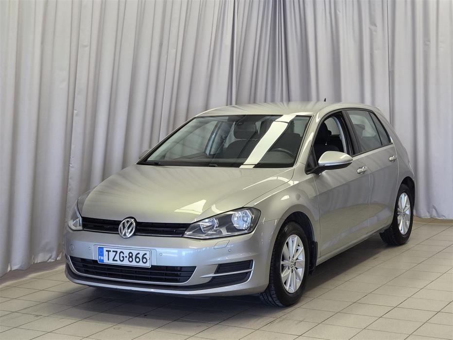 VOLKSWAGEN Golf 2014
