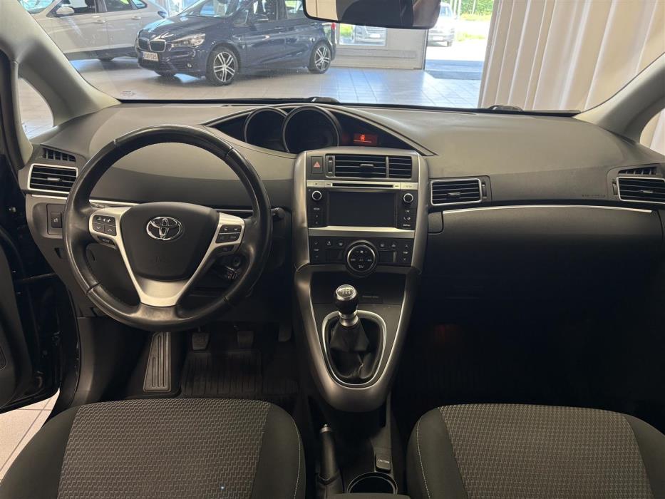 TOYOTA Verso 2014