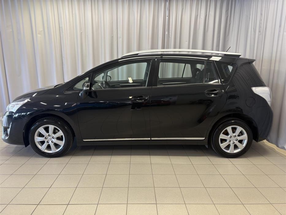 TOYOTA Verso 2014