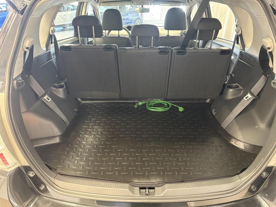 TOYOTA Verso 2014