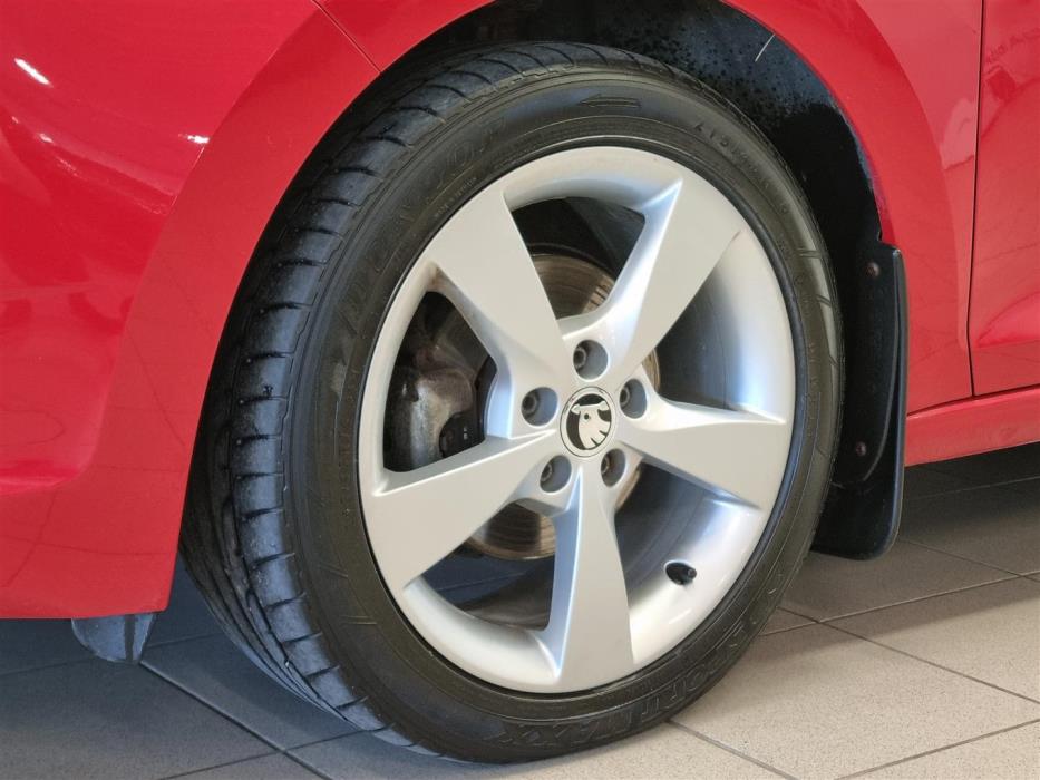 SKODA Rapid 2016