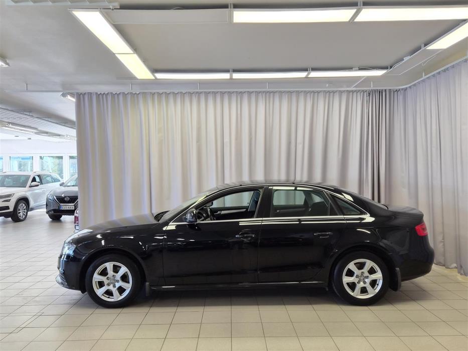 AUDI A4 2008
