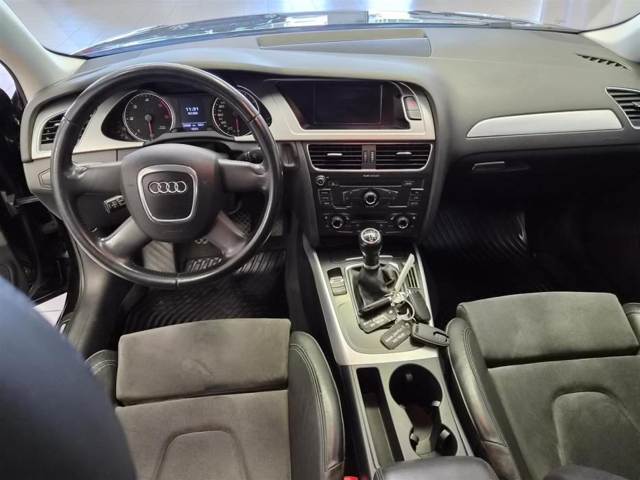 AUDI A4 2008
