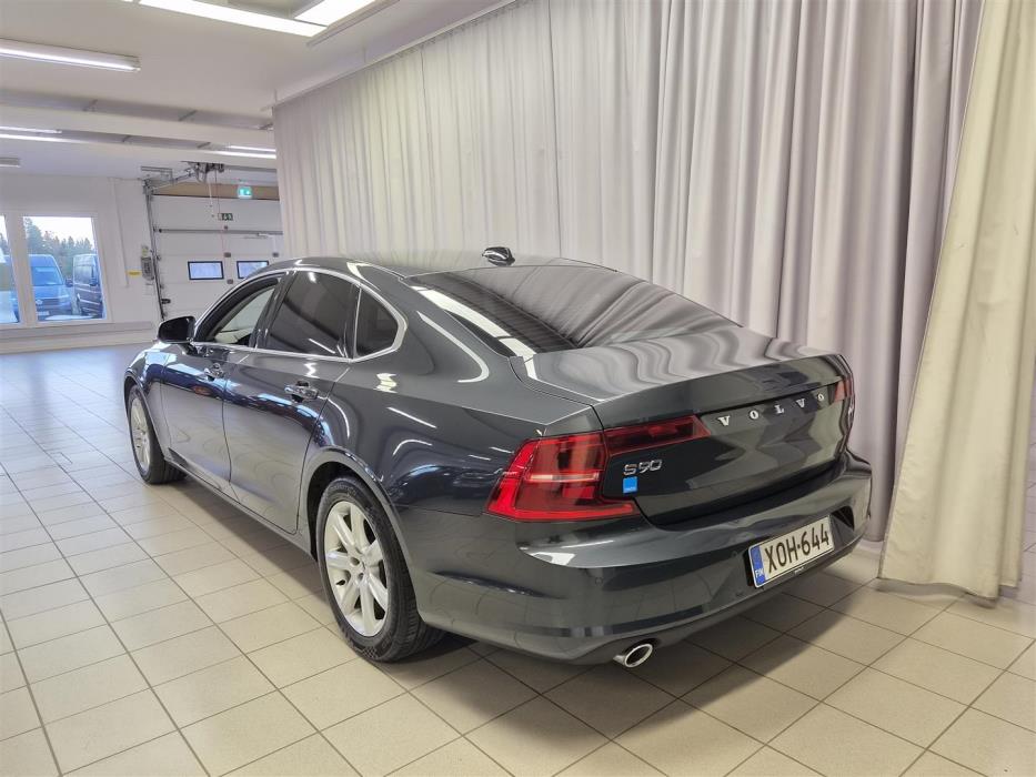 VOLVO S90 2017