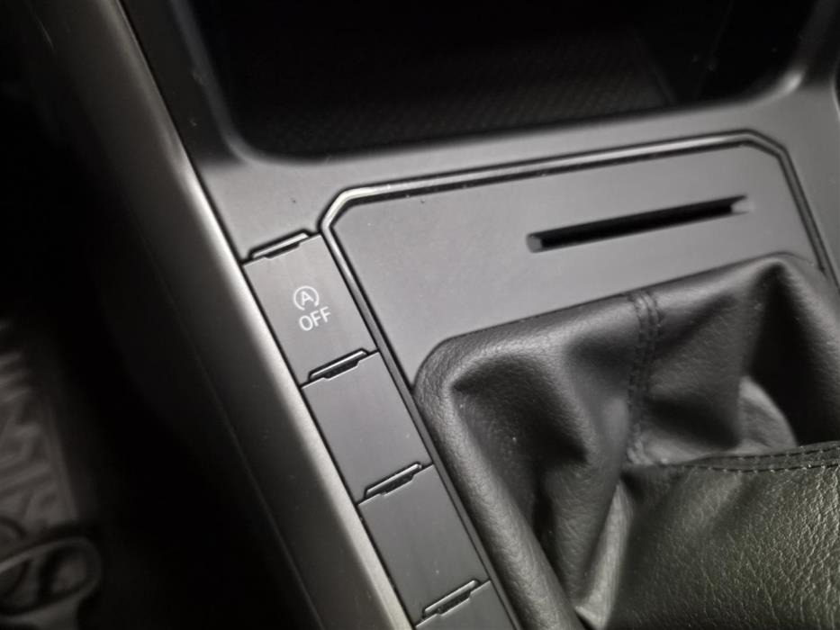 VOLKSWAGEN Polo 2018