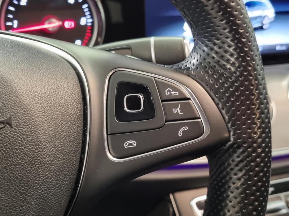 MERCEDES-BENZ E 2018