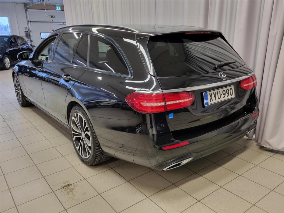 MERCEDES-BENZ E 2018