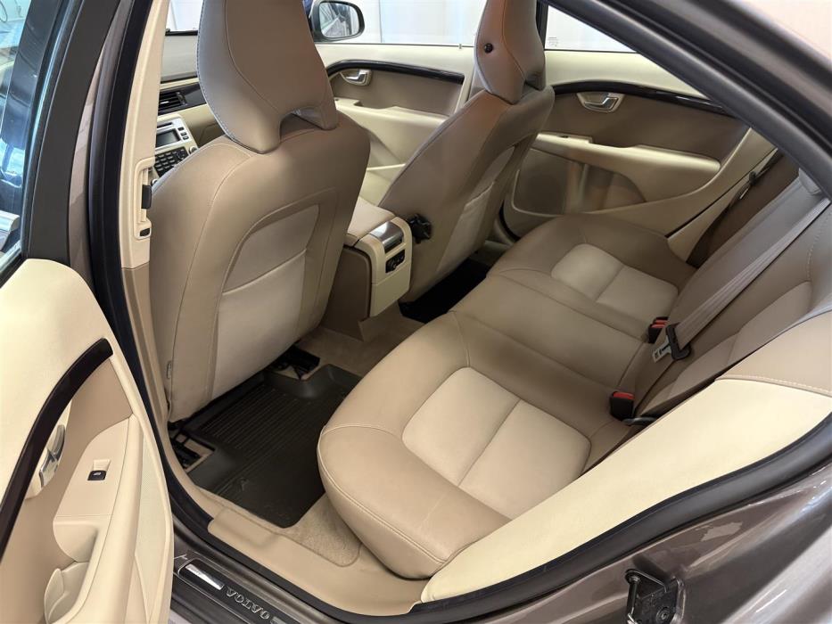 VOLVO S80 2010