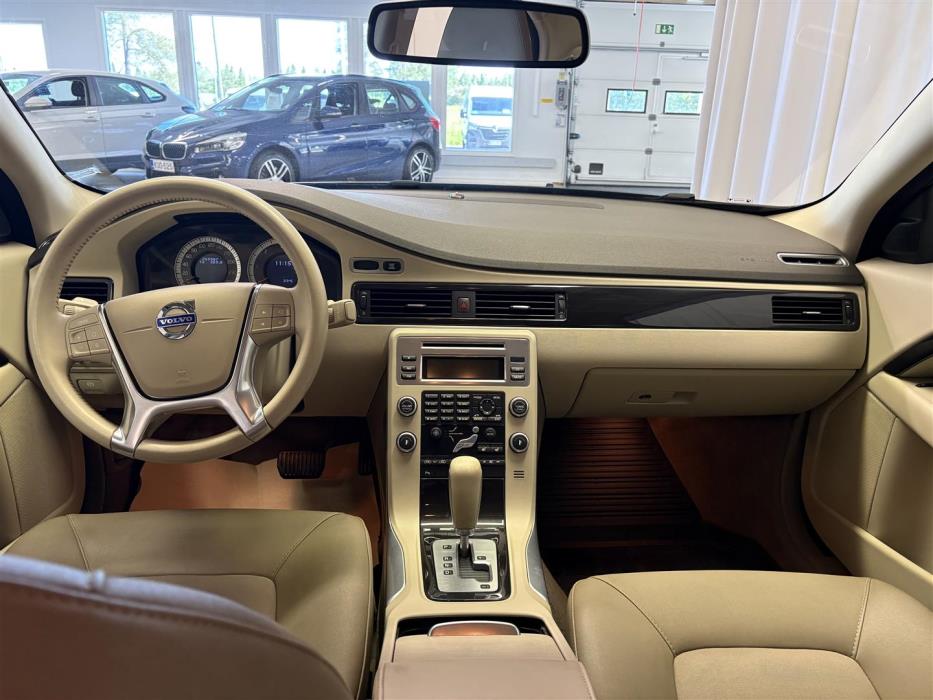 VOLVO S80 2010