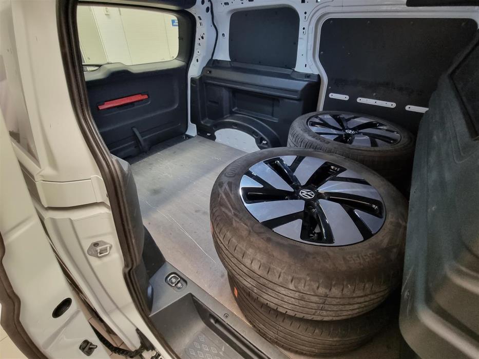 VOLKSWAGEN ID. Buzz Cargo 2023