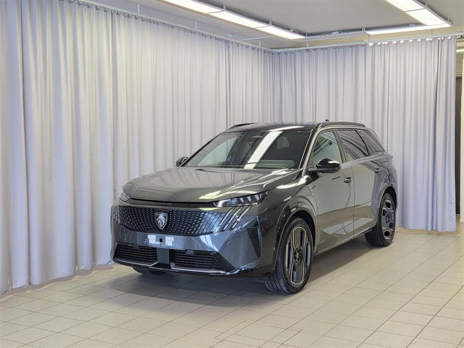 Peugeot E-5008 2026