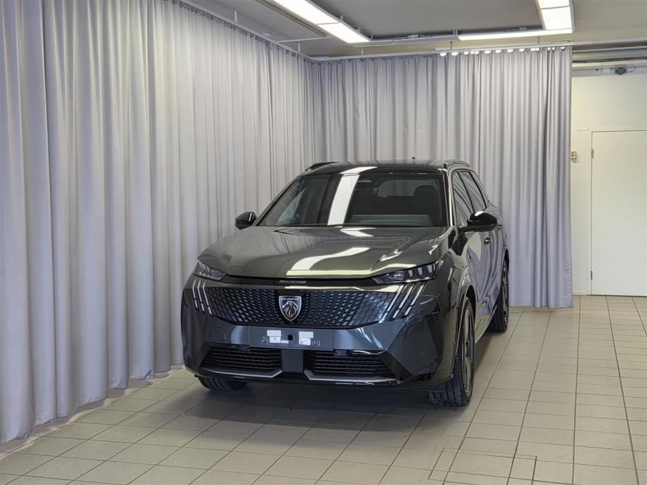 Peugeot E-5008 2026