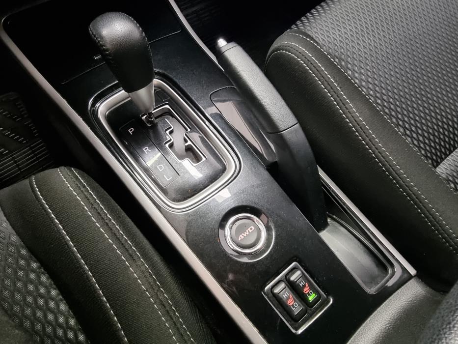 MITSUBISHI Outlander 2017