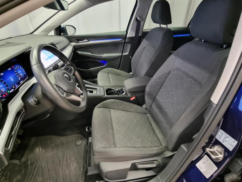 VOLKSWAGEN Golf 2022