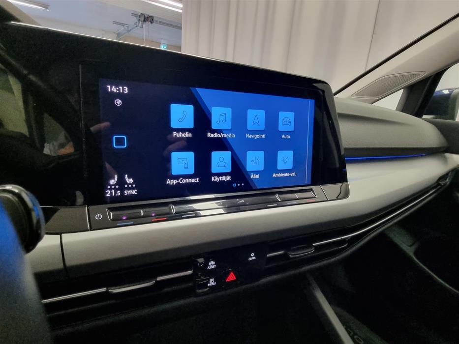 VOLKSWAGEN Golf 2022